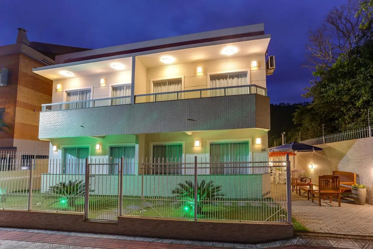 Lopes Residence Uma Quadra Do Mar Ingleses Florianopolis 0*,  Brazil