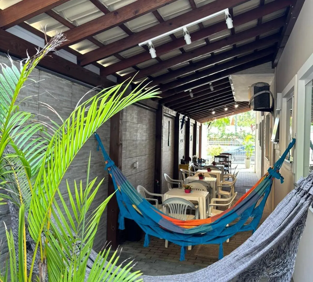 Lopes Residence Uma Quadra Do Mar Ingleses Florianopolis 0*,  Brazil